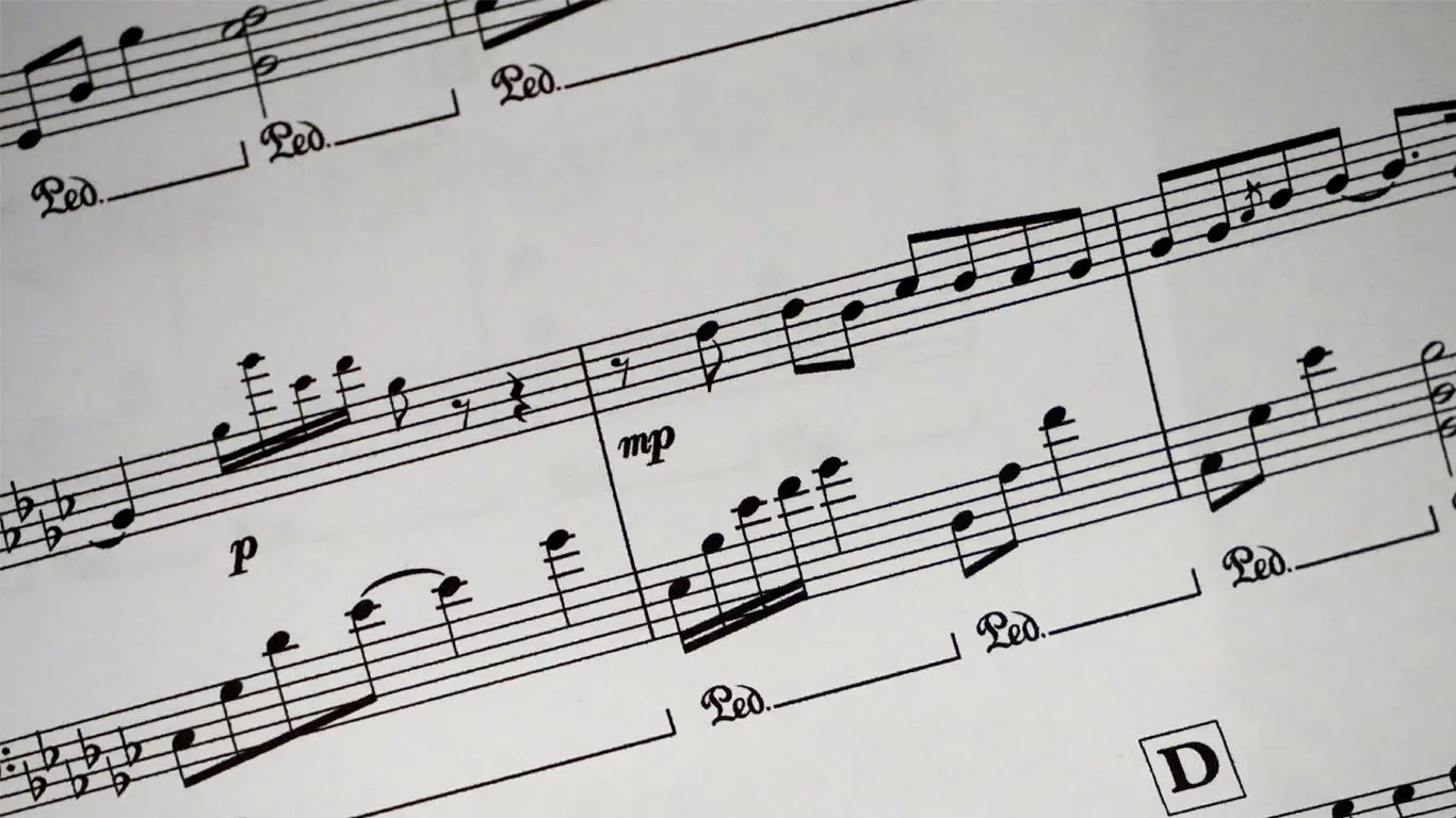 Trecho de partitura para estudo de teoria e leitura musical