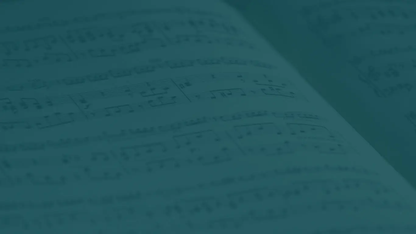 Partitura aberta mostrando fórmula de compasso